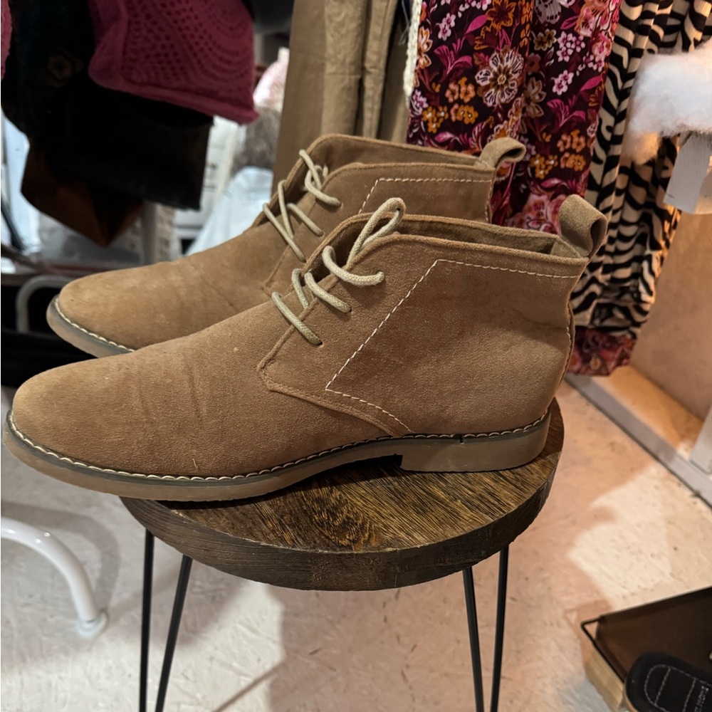 Charles Southwell suede men’s shoe